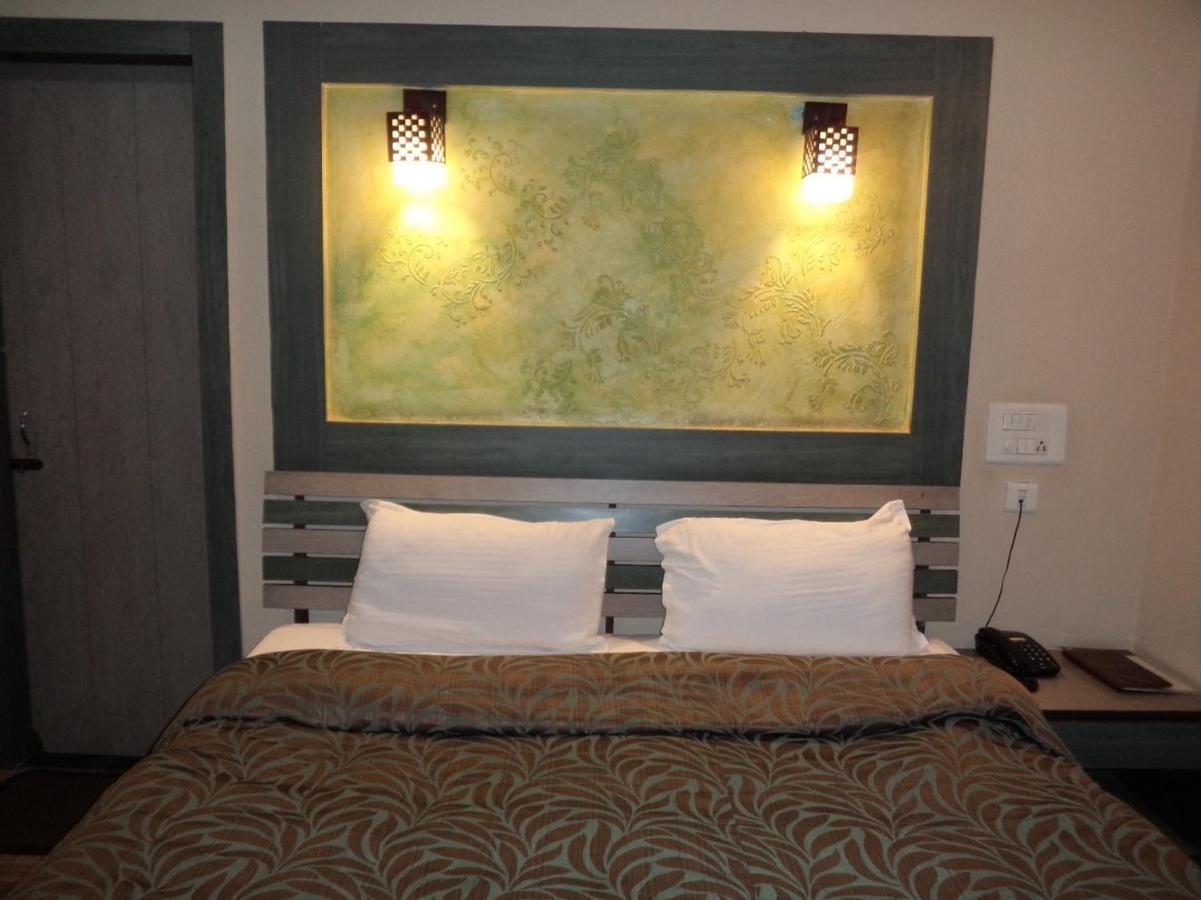 Hotel Majestic Shillong Kültér fotó