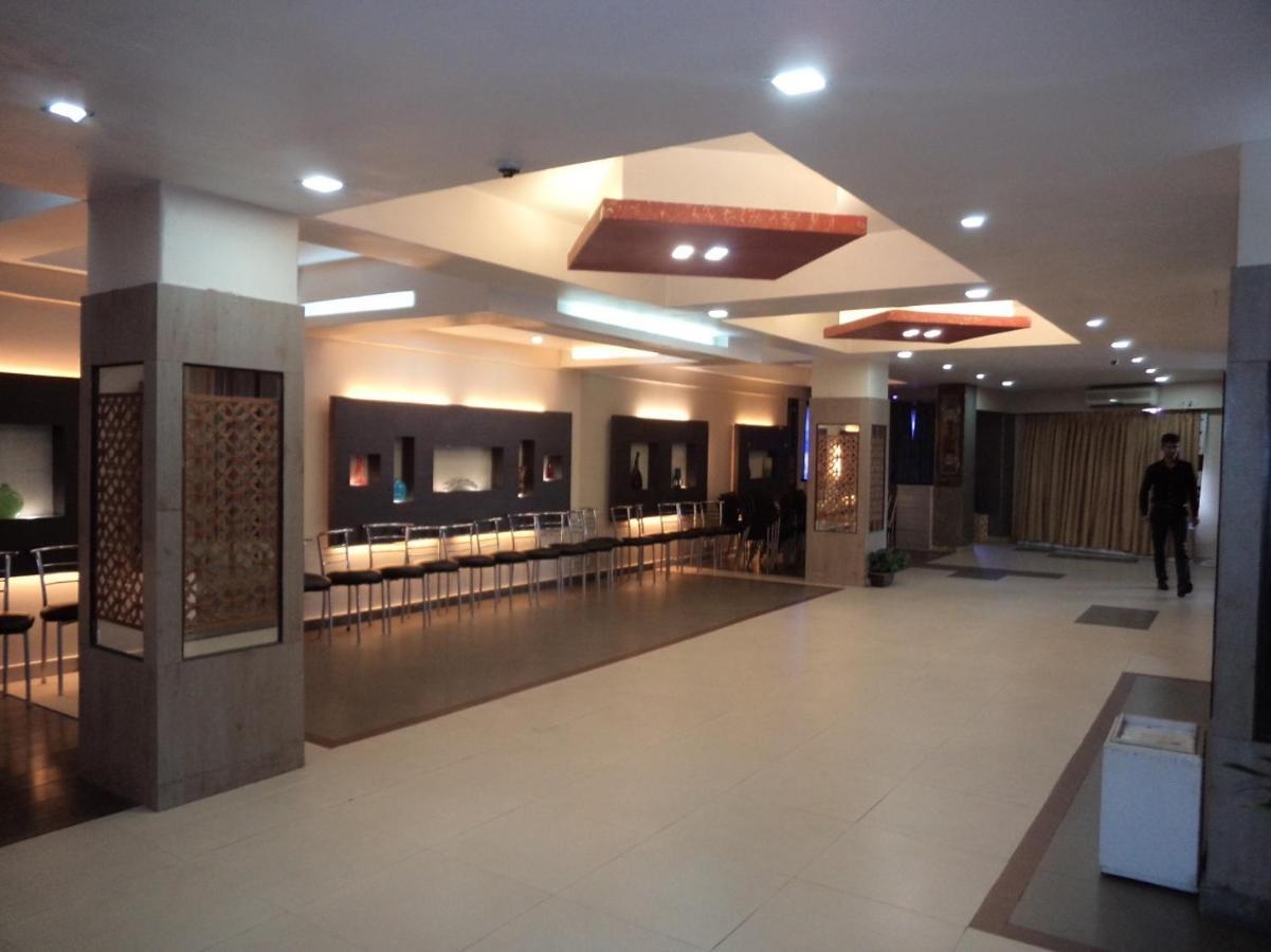 Hotel Majestic Shillong Kültér fotó