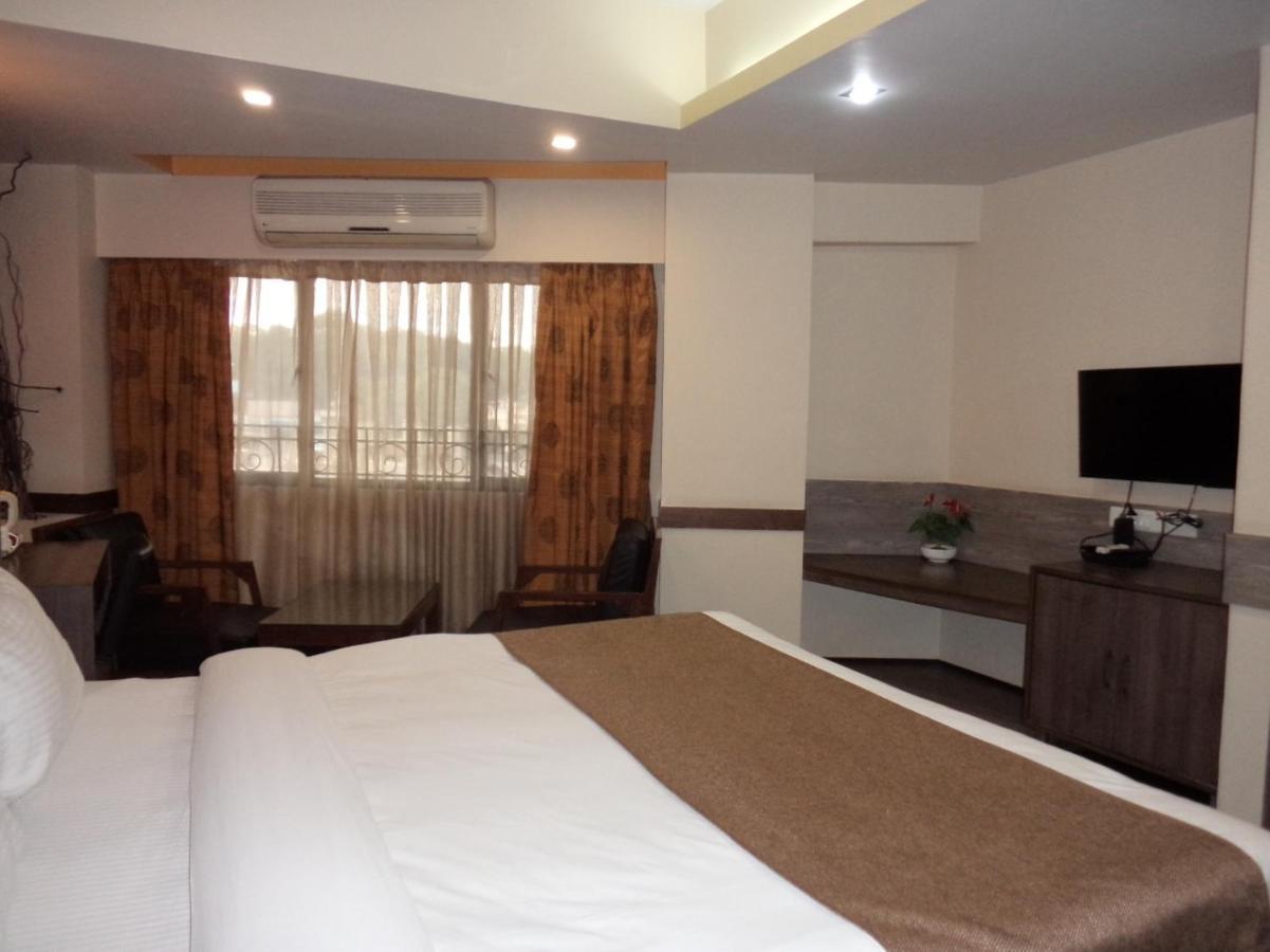 Hotel Majestic Shillong Kültér fotó